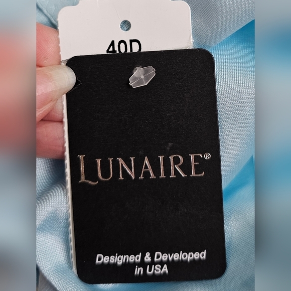 Lunaire Tricot and Lace Keyhole Wireless Bra 40D | style 1629 | Blue - Picture 8 of 8